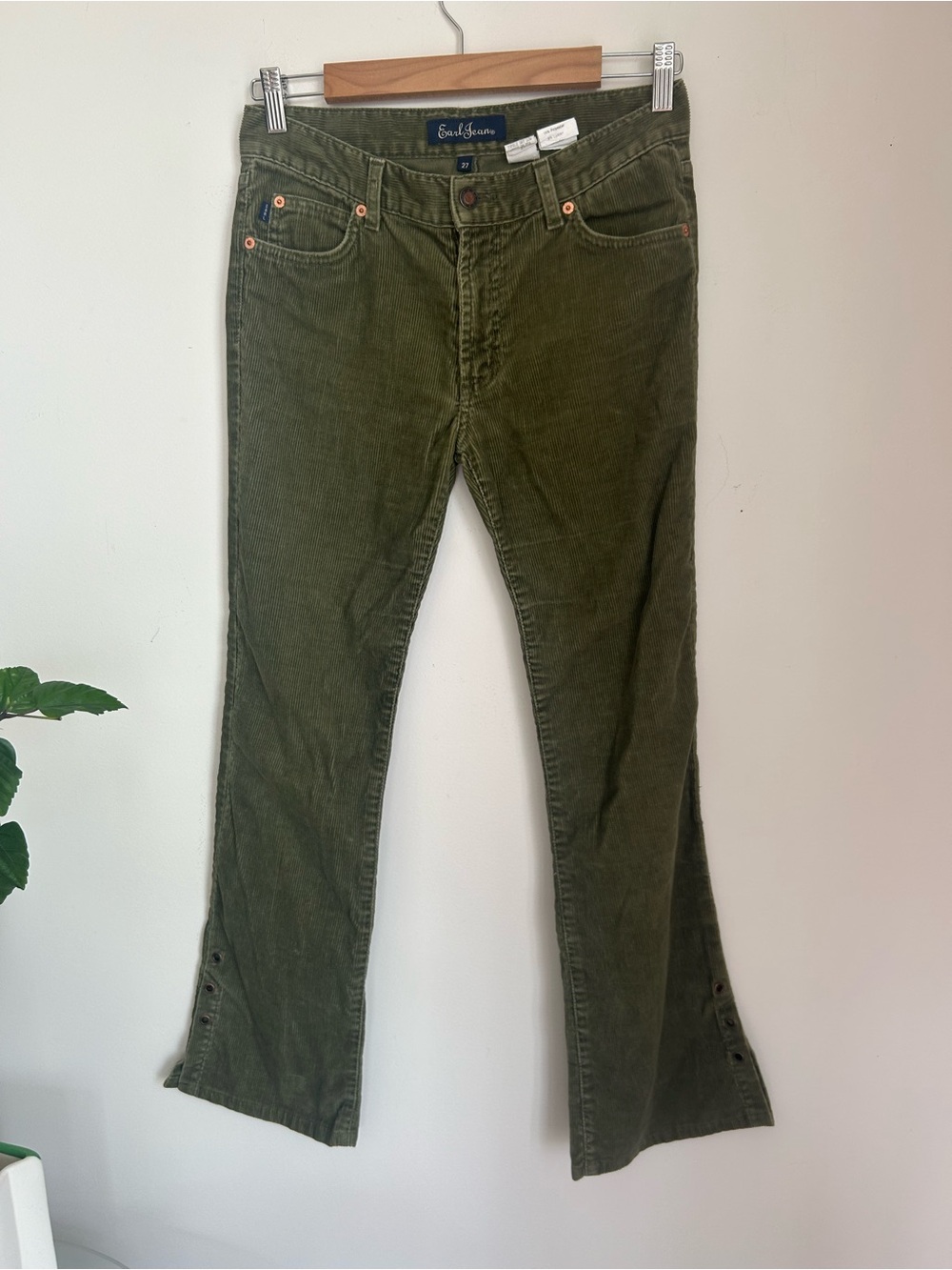 Vintage Earl Jean Olive Corduroy Flare Pants